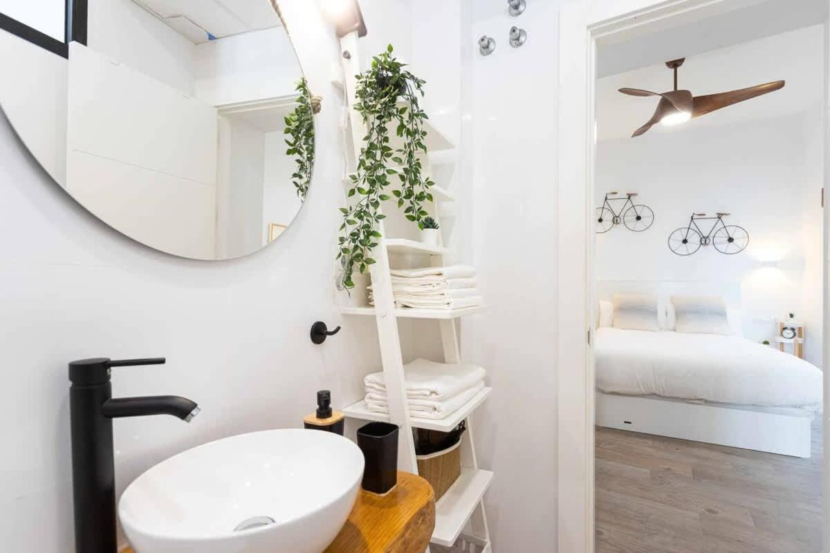 Vivendos - Ma08 - Rodrigo Apartment มาลากา ภายนอก รูปภาพ
